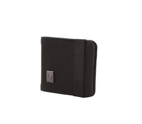 Reisen Sie sicher mit dem Victorinox Bi-Fold Leather Wallet RFID-Schutz. Mit seiner ergonomischen Struktur passt es in jede Tasche. Kostenloser Versand!