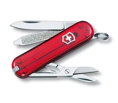 Victorinox Classic SD Serie ist mit ihrer transparenten rot Farbe, der kostenlosen Gravuroption und der kostenlosen Lieferung bei MyGeschenk erhältlich.