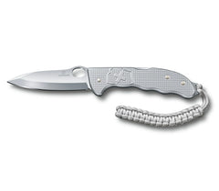 Das faltbare Jagdmesser Victorinox Hunter Pro Alox M Silver ist dank seiner leichten Struktur einfach zu tragen. Bei MyGeschenk zu attraktiven Preisen.