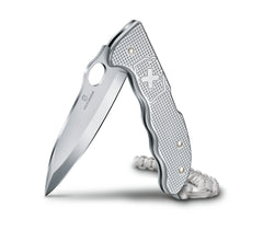 Das faltbare Jagdmesser Victorinox Hunter Pro Alox M Silver ist dank seiner leichten Struktur einfach zu tragen. Bei MyGeschenk zu attraktiven Preisen.