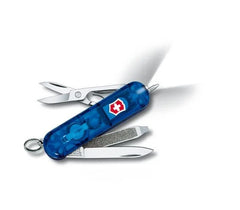 Victorinox Taschenmesser Signature Lite Blau wird mit seinem Kunststoffkörper und 7 Funktionen für den täglichen Gebrauch empfohlen. Kostenloser Versand.